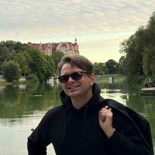 Статистика Дзен Олег Анисимов Маркетолог
