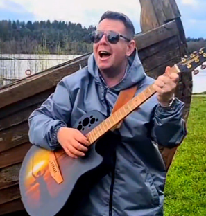 Статистика Дзен Пою и играю🎸