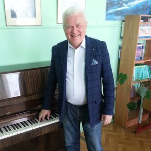 Статистика Дзен Сергей  Зиновьев 