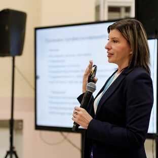 Статистика Дзен Karpova.Line