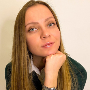 Статистика Дзен Литературная кухня. Канал писателя Елены Абалихиной