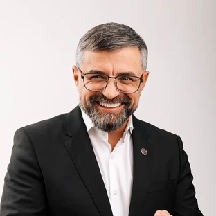 Статистика Дзен Максим Ченгаев