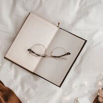 Энн хэтэуэй любовь и другие лекарства. Привет знакомы. Общение мужчины и женщины. Энн хэтэуэй в фильме любовь и другие лекарства. Хотел бы быть знакомым.