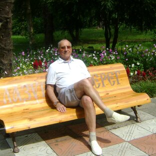 Статистика Дзен Жизнь продолжается и это здорово.