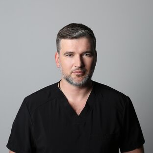 Статистика Дзен Доктор Медведев.  Пластический хирург