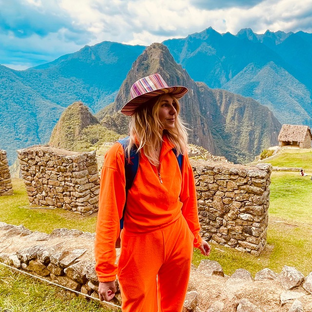 Статистика Дзен Solo Explorer | Про путешествия | Travel