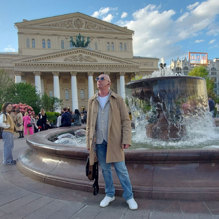 Статистика Дзен Гуляем по Москве
