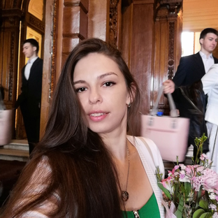 Статистика Дзен Надежда Антонова