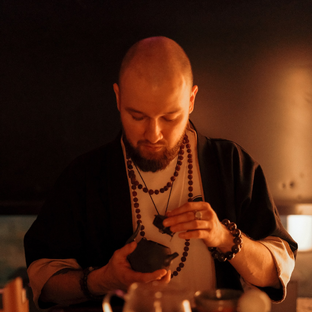 Статистика Дзен Около листа.