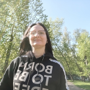 Статистика Дзен Светлана | Живой копирайтер: перевод с клиентского. О смыслах, деньгах и жизни