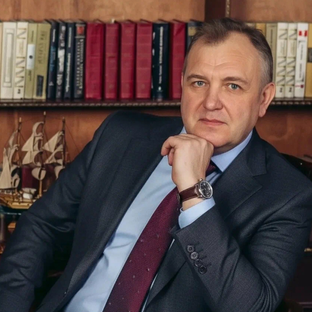 Статистика Дзен Опытный Юрист Михаил Губкин.