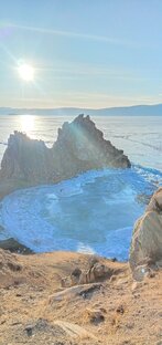 Путешествовать — значит жить....   