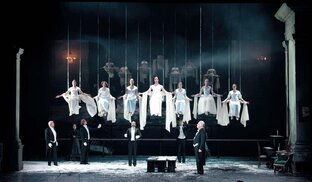 Гастроли столичных театров