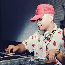 DJ ALEX