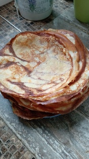 Еда, любимая, простая. 