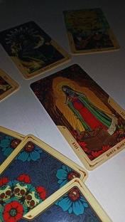 Таро, руны и расклады