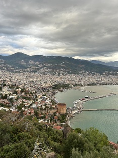 Откройте Аланью: Увлекательное Путешествие по Сердцу Турции