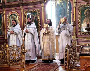 ПРАВОСЛАВНОЕ БОГОСЛУЖЕНИЕ