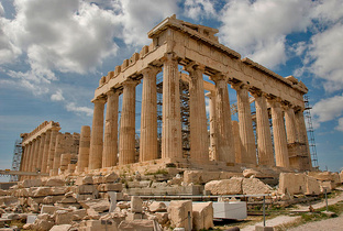 Анти́чность