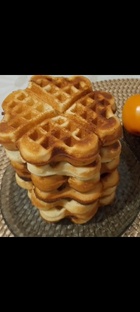 Блины, печенье, пончики.