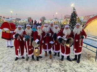 Оркестр Дед Морозов