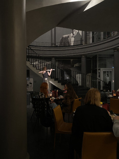 Театры Москвы