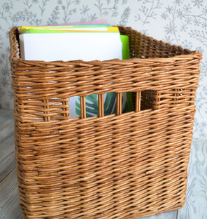 Плетение из бумажной лозы