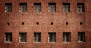 ТЮРЕМНАЯ ЖИЗНЬ И БЫТ ЗАКЛЮЧЁННОГО.