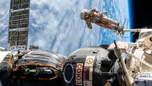 Околокосмические темы