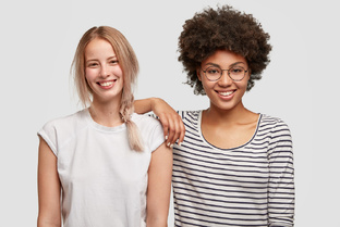 ДМС для иностранных граждан в России