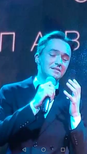 Ждём, новую  песню! 
