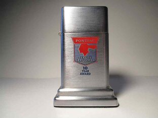 Настольные зажигалки Zippo