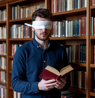 Случайная книга