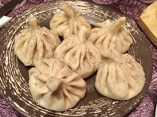 Хинкали, хачапури