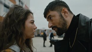 "Меня зовут Фарах"