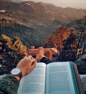 Фотопутешествие с книгами длиною в месяц