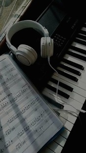 Музыка 🕸️🎧