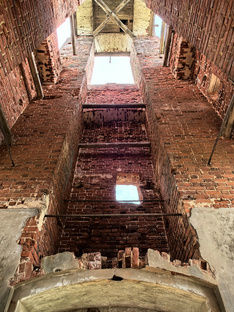 Broken Temple 