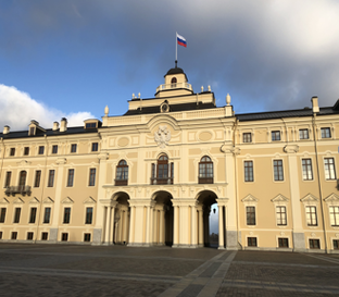 Константиновский дворец