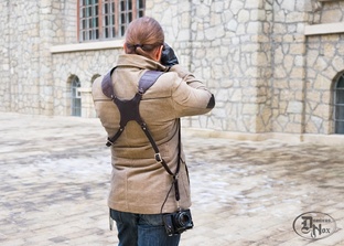  Аксессуары из натуральной кожи для фотографов