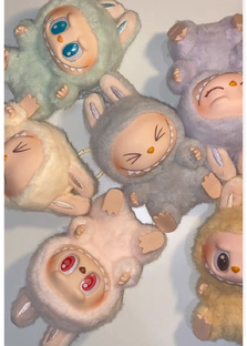 Видео с лабубу