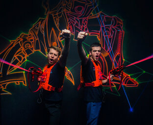 Лазертаг для взрослых. Адреса в Санкт-Петербурге