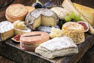 Сыры и молочная продукция