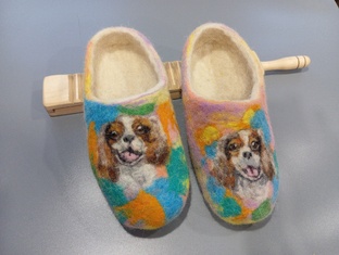 Валяем тапочки.