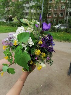 Традиционно. 