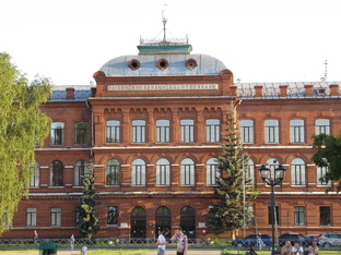 Меценаты. Щедрые дарители. Общественные деятели. 