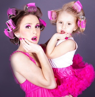 Стильные причёски для мамы и дочки