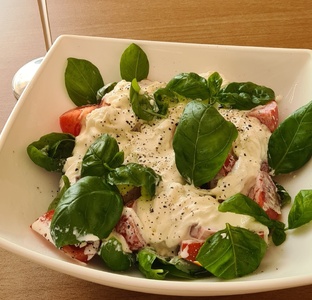 Салаты и закуски