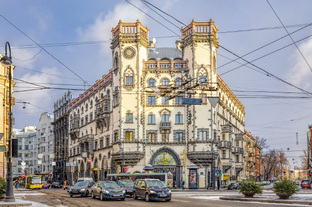 🏛️ Кто где жил?