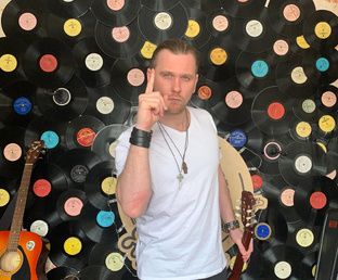 Шоу "Судьи Рока"